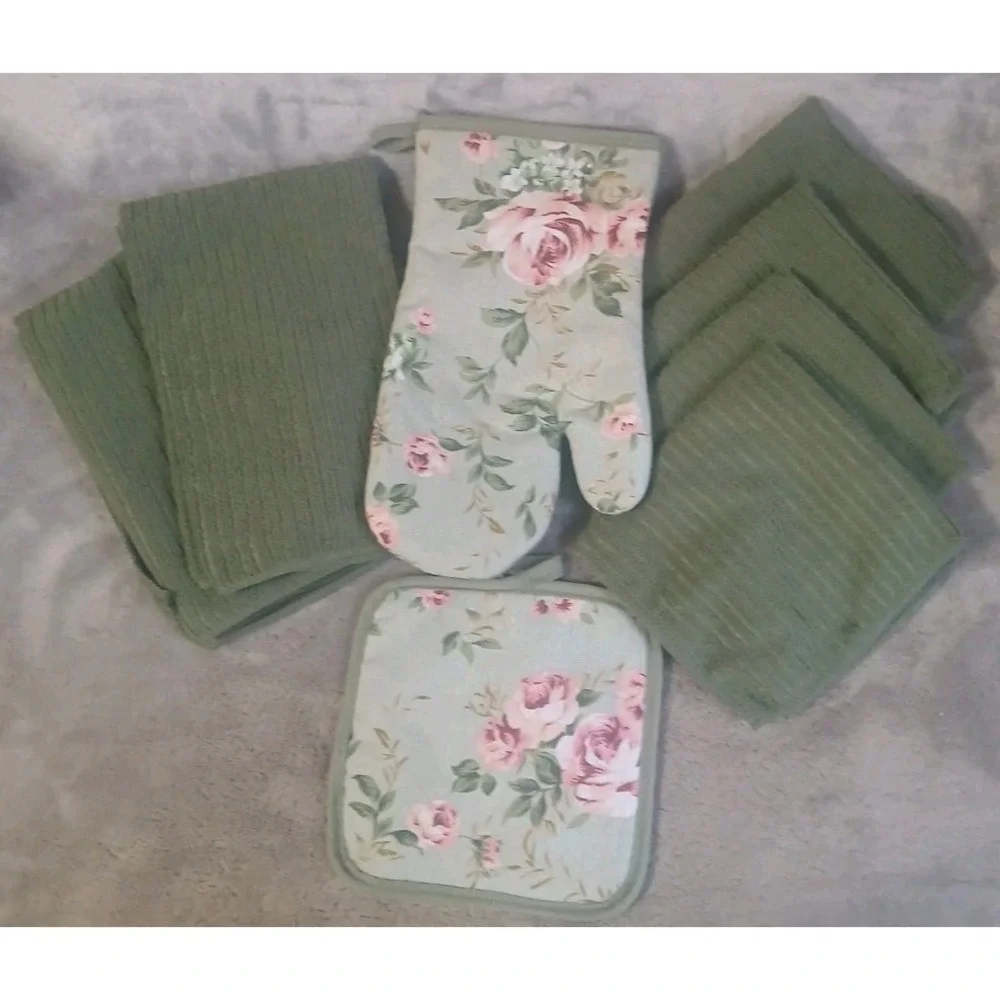 8 Pc Kitchen Set Rose Green Cotton Absorbent Towels Pot‎ Holder Oven Mitt READ